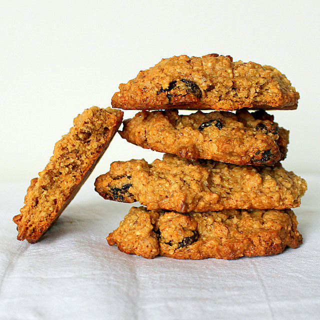 Quinoa Oatmeal Raisin Cookies ! Vegan Vegan Richa