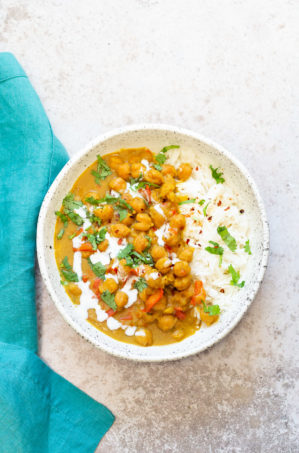 Chickpea Coconut Curry - Instant Pot or Saucepan. This 1 Pot Coconut Chickpea Curry is flavorful and Easy. Add other veggies like sweet potato, squash. #Vegan #Glutenfree #Nutfree #Soyfree #Recipe #Chickpeacoconutcurry #veganricha.
