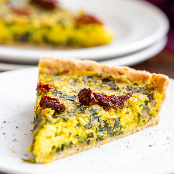 Vegan Quiche Recipe with Mushrooms, Spinach and Leeks