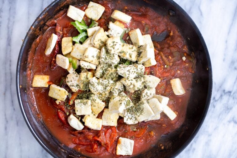 Tofu Jalfrezi (Indian Smoky Tofu Bell Pepper Tomato stir fry) Vegan Richa