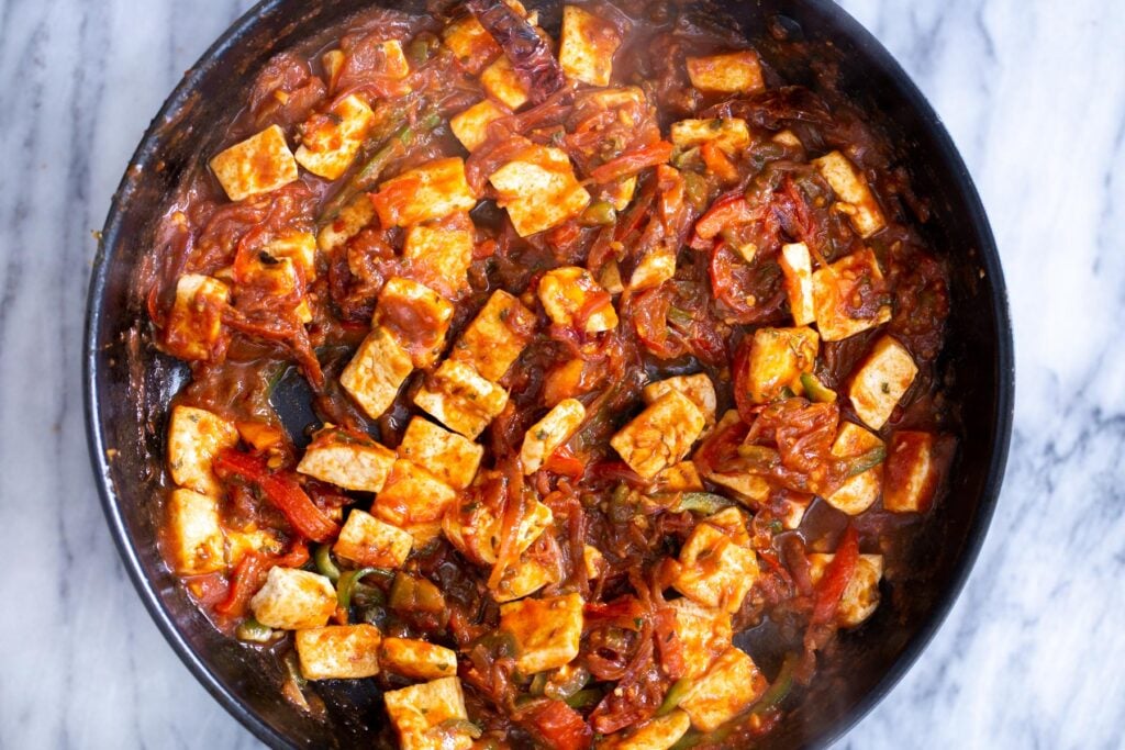 Tofu Jalfrezi (Indian Smoky Tofu Bell Pepper Tomato stir fry) Vegan Richa