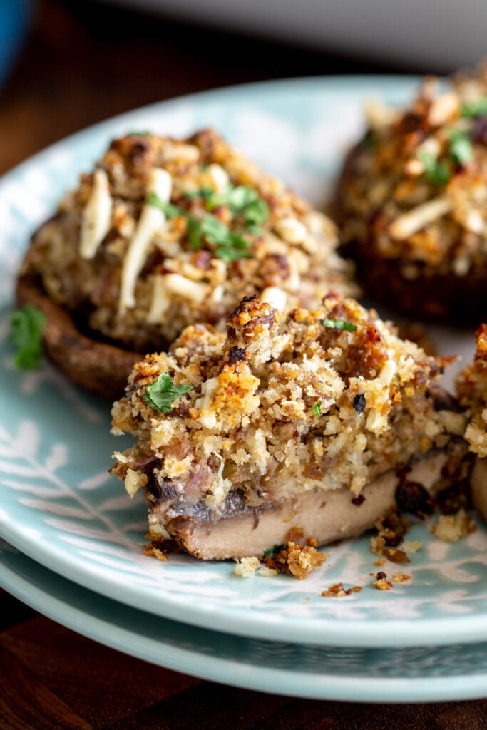 Vegan Stuffed Mushrooms - Vegan Richa