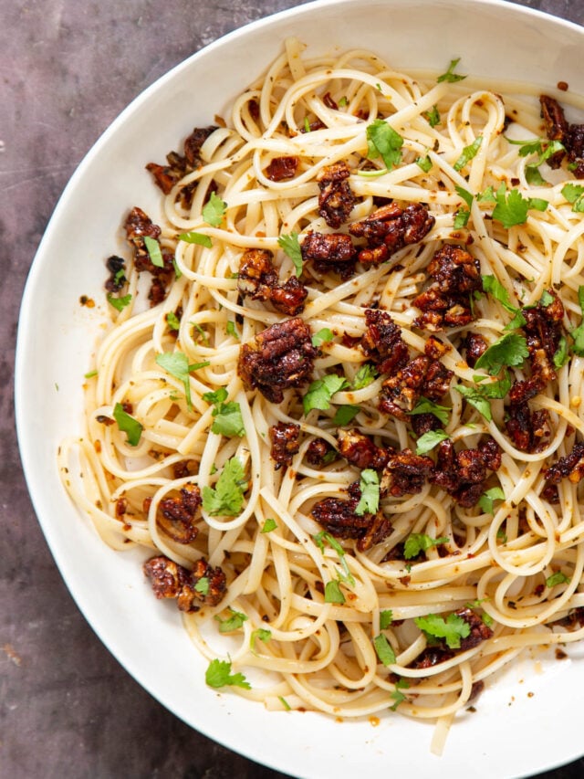 Vegan Garlic Chili Oil Pasta with Smoky Pecans Vegan Richa