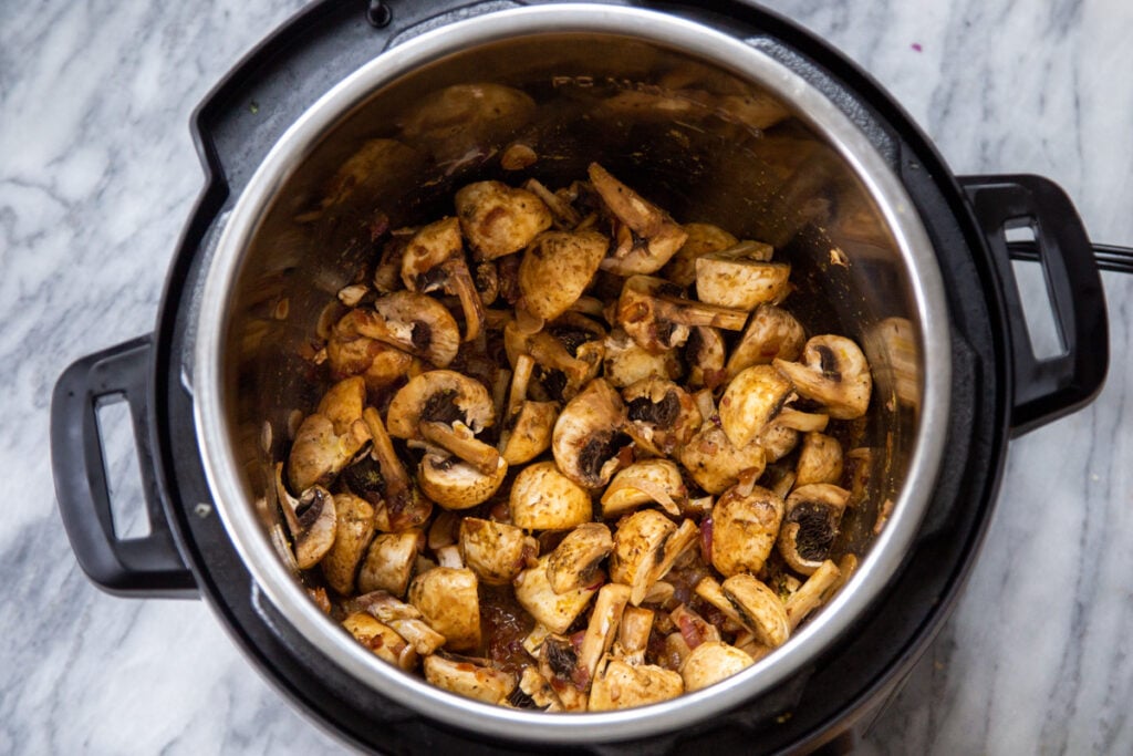 Instant Pot Garlic Mushrooms Vegan Richa