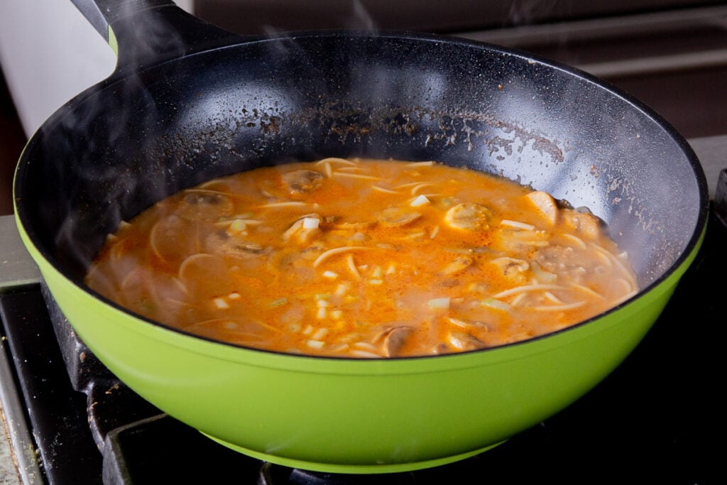 Spicy Peanut Butter Ramen