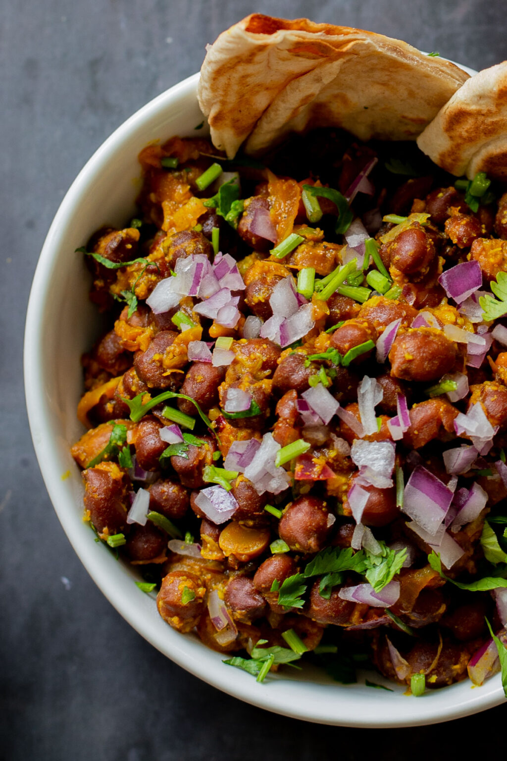 Kala Chana Ghugni (Brown Chickpea Curry)