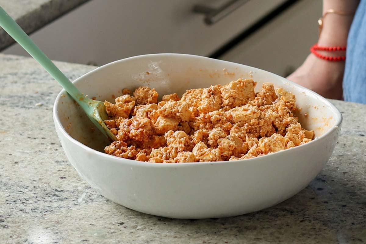 tofu tossed in the gochujang marinade