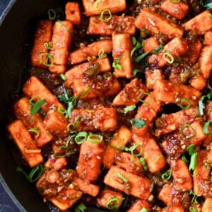 close-up of tofu Manchurian in the pan