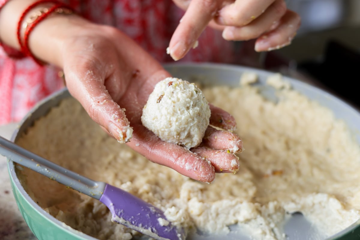forming a ball from the rice mixture