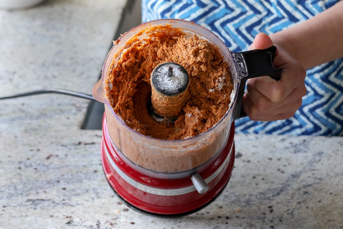 sun dried tomato roast mixture in the food processor