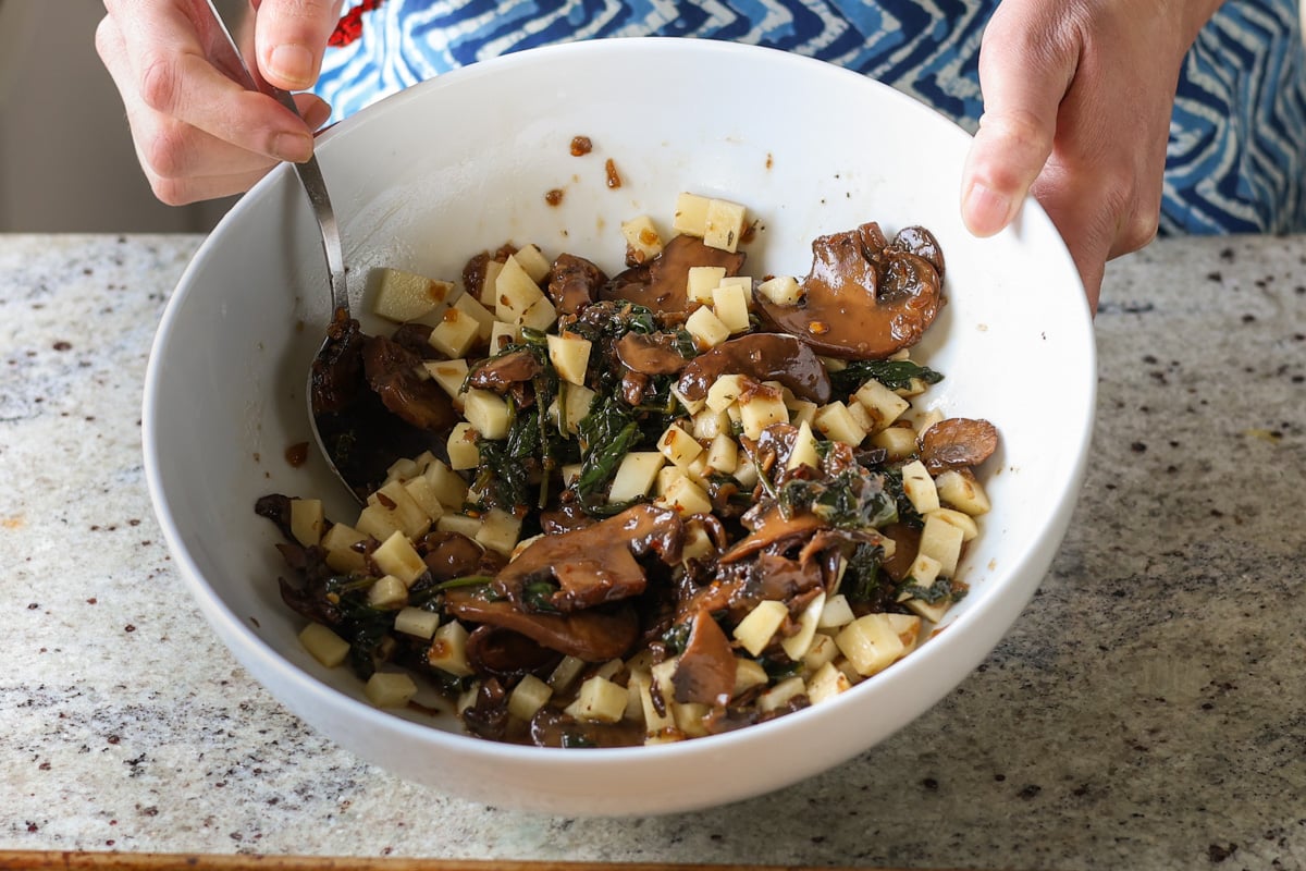 potato mushroom spinach stuffing ready to go