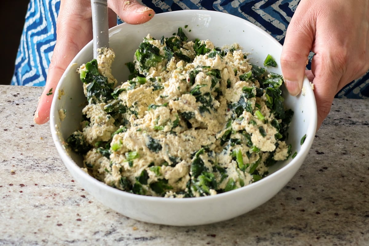 spinach tofu ricotta in the bowl after mixing