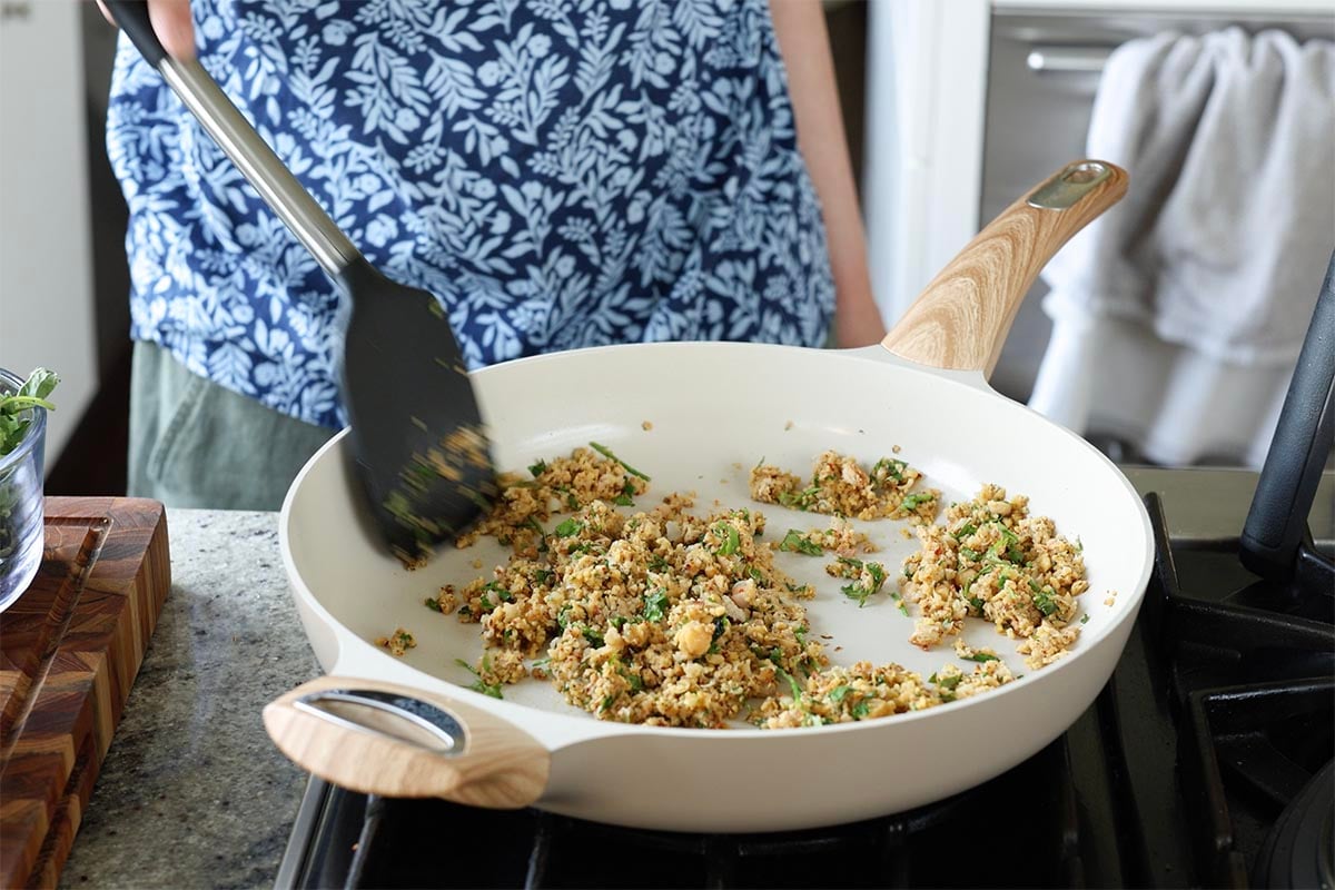 cooking the chickpea mixture